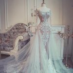 vay-cuoi-ba-xa-ung-hoang-phuc