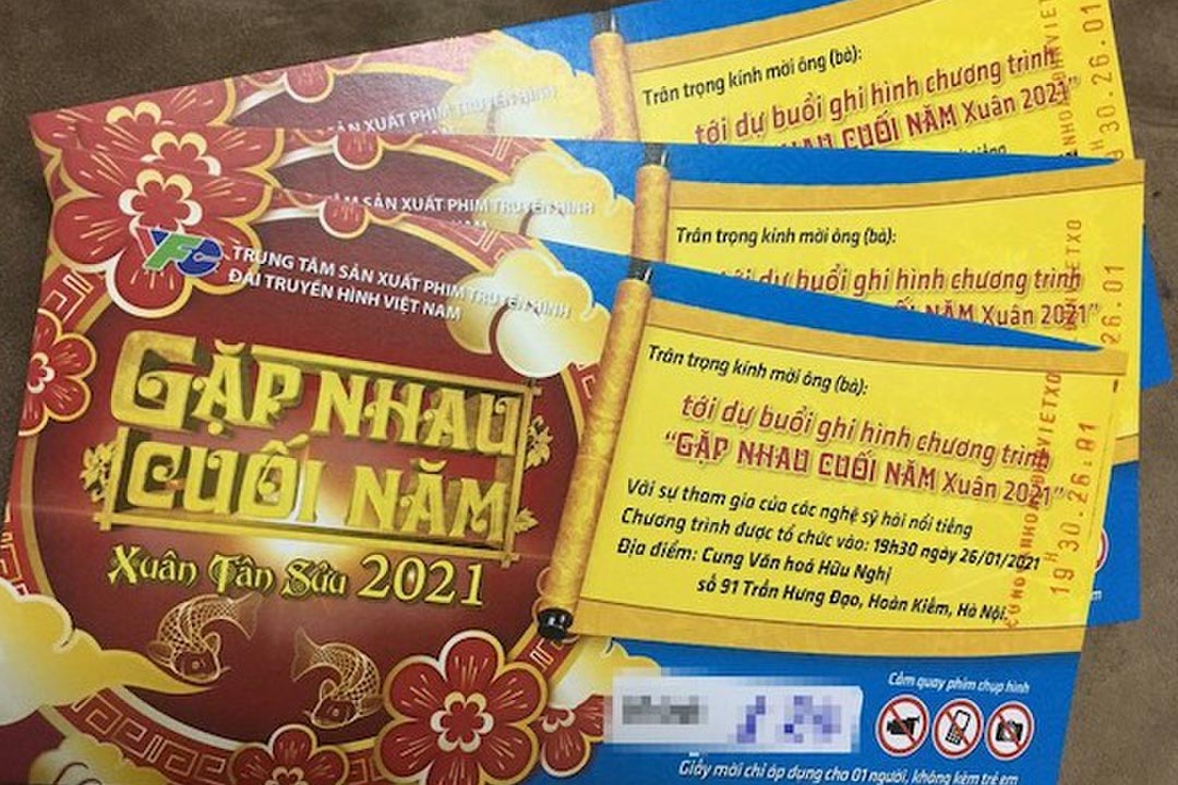 Vé Táo quân được bày bán tràn lan khắp các "chợ đen"