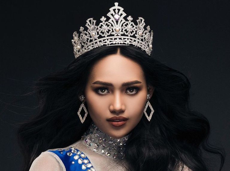 Han Lay, người đẹp đại diện cho Myanmar tham dự cuộc thi Hoa hậu Hòa Bình 2021