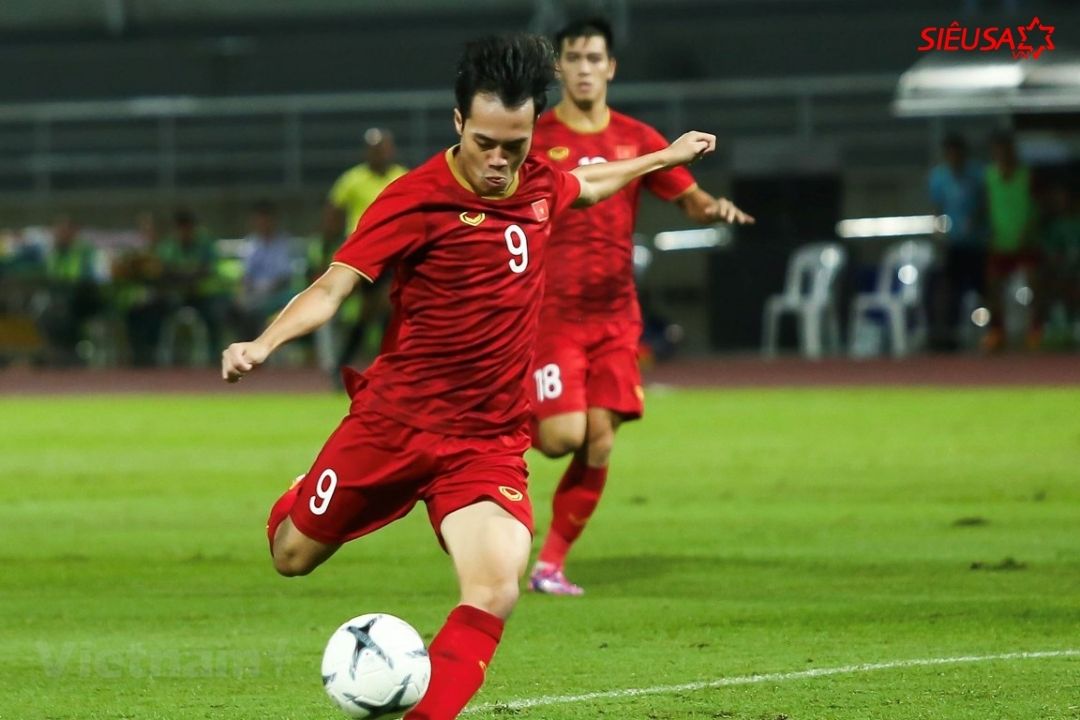Văn Toàn vào sân ở hiệp 2