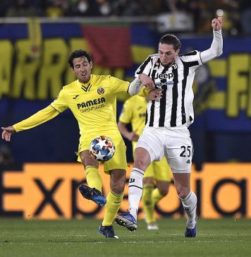 Juventus (áo trắng đen) có trận đấu dưới cơ Villarreal